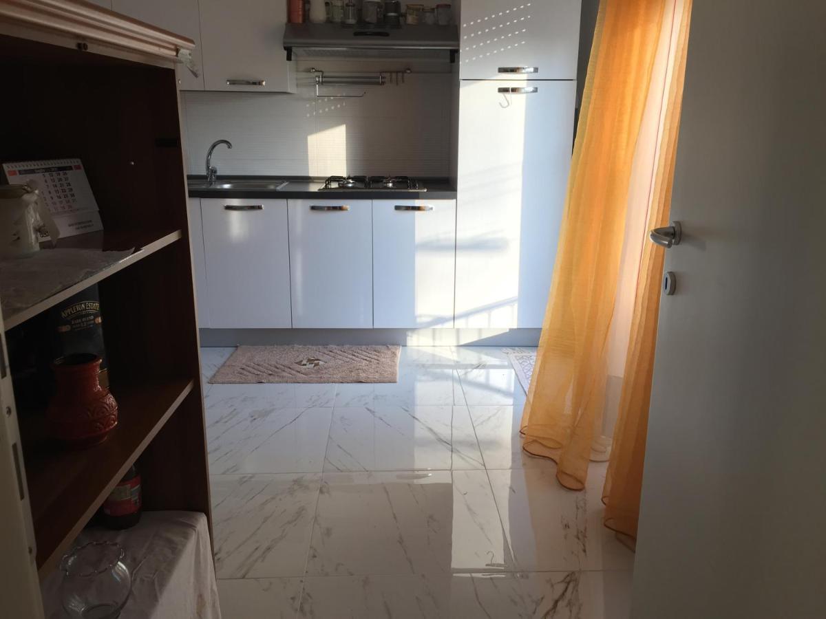 Stop&Go, Camere Condivise Udine Exteriér fotografie